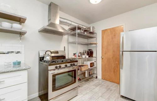 Perla D'Italia -1BR- FREE Driveway Parking -1 Car - Foto 15