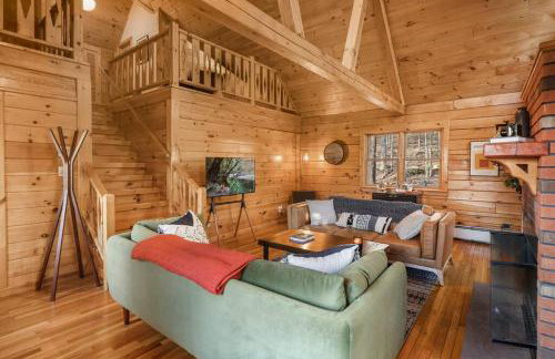 Lakefront Log Cabin, Private Lake Access w/Peloton - Foto 10