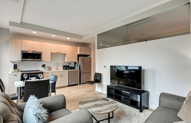 Global Luxury Suites Capitol Riverfront - Photo 11