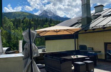C4S COME4STAY - Alpenblick Watzmann-Kehlstein - TOP Lage im Berchtesgadener Land I bis zu 10 Personen I große Terrasse mit Blick auf die Berge I Smart TV I Billiard I WLAN I kostenloser Parkplatz - Foto 48