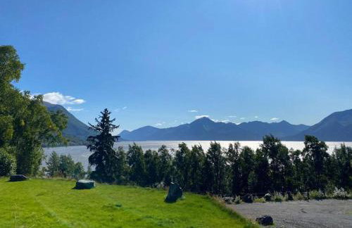 Turnagain View Lodge and Wedding Venue - Photo 4