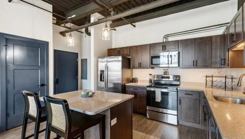 301 - Downtown Condo 1 Bedroom View of City With Fireplace - Foto 5