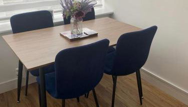 Comfy 2 bed house located at Wareham train station - Foto 3