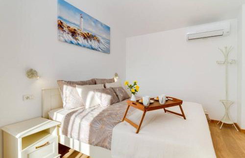 Villa NIMA - Holiday house with private pool - Foto 38