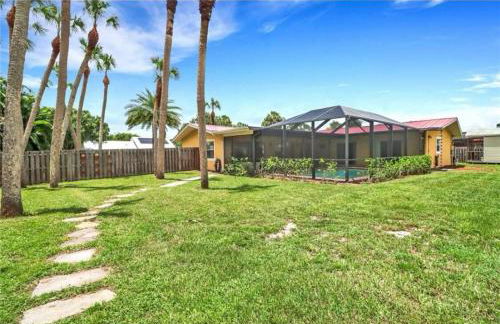 3 bed 2 bath pool house with water access - Foto 10