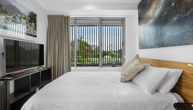 Bilinga Beachfront Luxury at Lana - Photo 3, Chambre