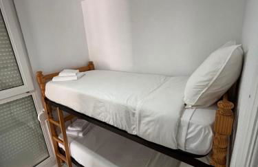 Apartamento con piscina y parking privado - Foto 12