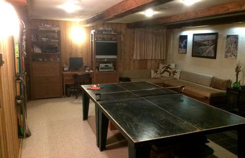 Spacious Mountain Cabin with a Sauna and Ski Trails in Jamaica, Vermont - Foto 3