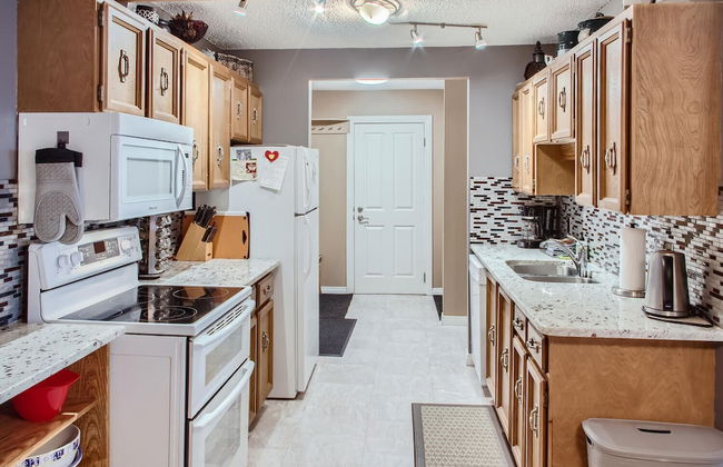 Ponderosa Inn by Okanagan Premier - Photo 9