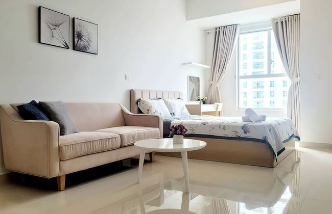 Genius SaiGon - Sunrise City View D7 - Photo 36