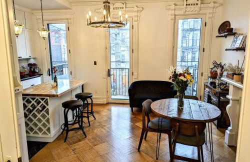 Luxury duplex in 1880s brownstone w private garden - Foto 43