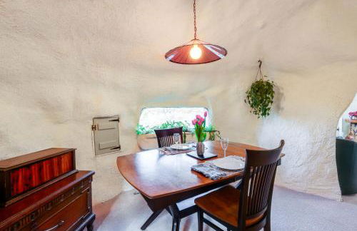 Less Than 6 Mi to Arlington Whimsical Stone Abode! - Foto 15