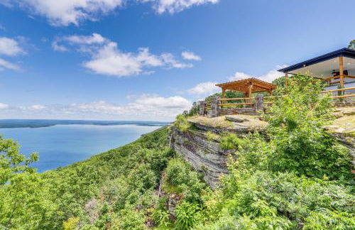 Luxe Home with Panoramic Greers Ferry Lake Views - Photo 37