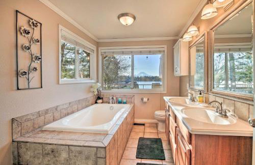 Stunning Kent Lake House with Private Dock! - Foto 18