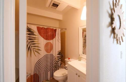 3BD Tropical Luxe Stay with Pool, Gameroom and Grill - Foto 13