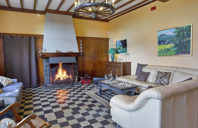 Spacious Holiday Home With Private Garden - Foto 6