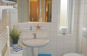 Ferienwohnung Yachthafentraum in 2 Minuten am Strand Seebrücke Yachthafen - Photo 22