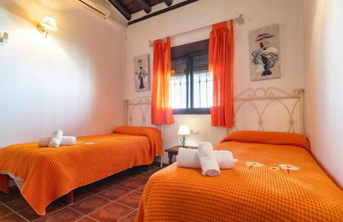 4 Bedroom Stunning Home In Guillena - Foto 21