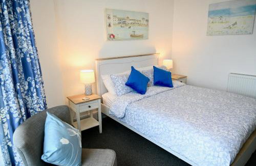 Bay View, Sleeps 18, 7 Bedrooms, 7 Bathrooms, Seafront, Criccieth - Foto 72