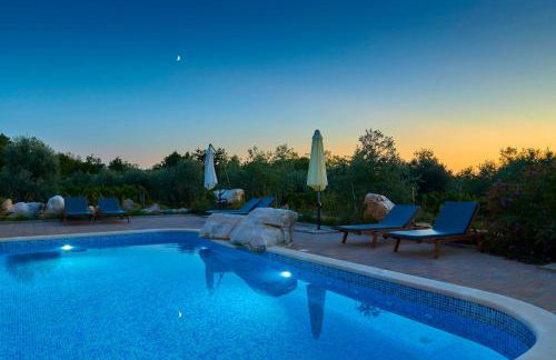 Relax house surrounded by olives and vineyard - Photo 51