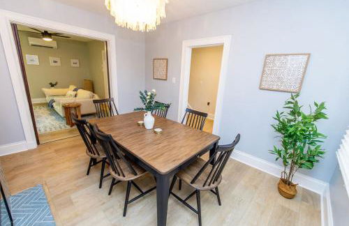 Renovated Downtown Annapolis w 3-Car Parking - Foto 8