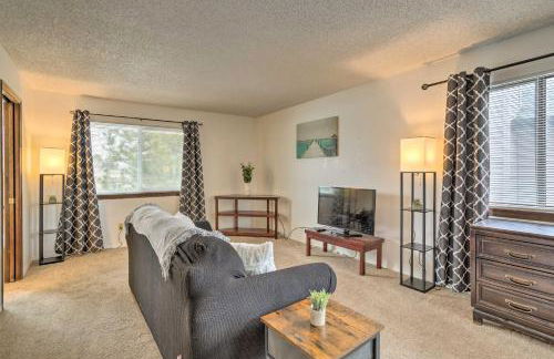 Family-Friendly Aurora Vacation Rental with Yard! - Foto 22