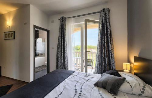 Villa Coridigo - Unique High Position, Panorama Nature View, Cozy Dining Terrace, Fenced Property - Foto 20