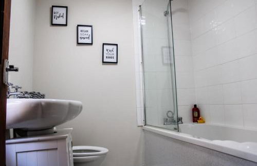 The Brown Box Holiday Let - Foto 22