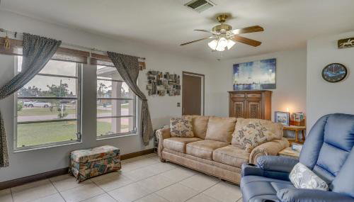 Canal-Front Retreat w/ Heated Pool & Hot Tub! - Foto 3