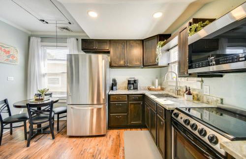 Family-Friendly Main St Gloucester Apt with Balcony! - Foto 11