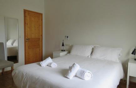 Escape to a spacious retreat with garden - Foto 23
