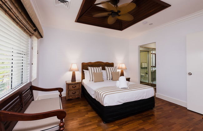 Villa Beach Palm Cove - Photo 25