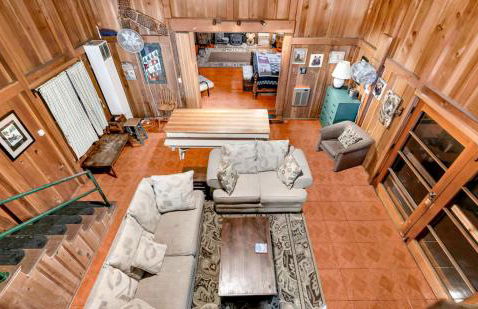 Rustic Knotty Pine - Minutes to the Water! - Photo 40