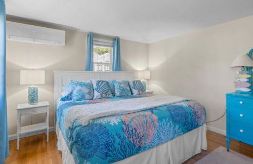 Charming House by the Beach with Patio Grill and FirePit - Foto 16