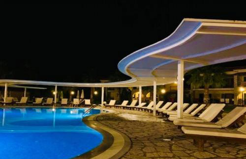 Perdika Resort - Foto 1