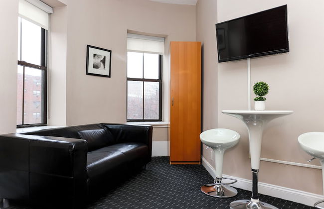 Maverick Suites at 400 Columbus Ave - Foto 60