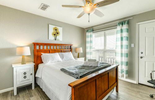Balcony, Pool and Beach Access Port Aransas Condo! - Foto 15