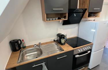 Moderne Wohnung Karlsruhe Neureut, Fußbodenheizung - Regendusche - Waschmaschine - Stellplatz - Foto 7