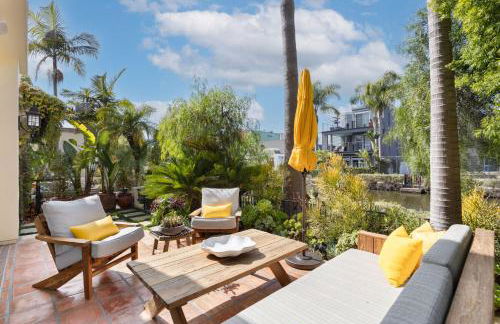 The Canal Escape - canal-front Italian villa - Foto 32