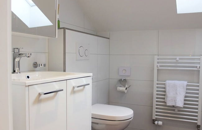 Completely Renovated Apartment Near the Train Station and the Center - Foto 12