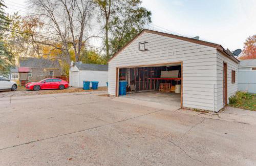 7 Mi to Downtown Minneapolis Home with Fire Pit! - Foto 25