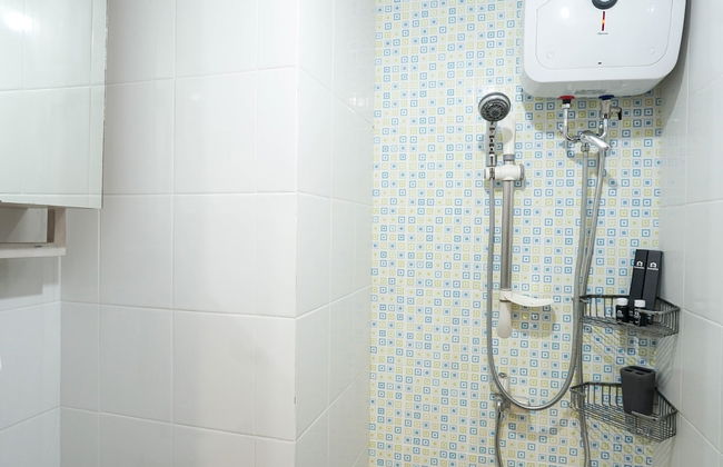 Cozy and Modern Studio Apartment at Belmont Residence Puri - Foto 8