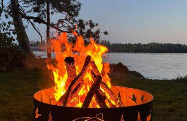 Vermilion Lakeside Cabin with Sauna, 2 Docks, AC - Photo 4