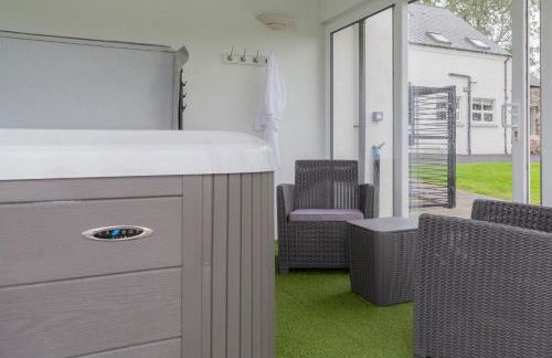 Beautiful mountain views & private hot tub - Foto 52