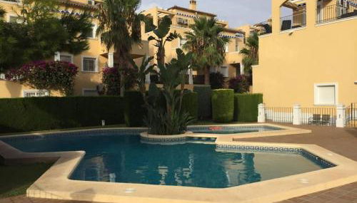 Nice 4 Person apartment residence La Sella Golf Resort Marriott Denia - Foto 2