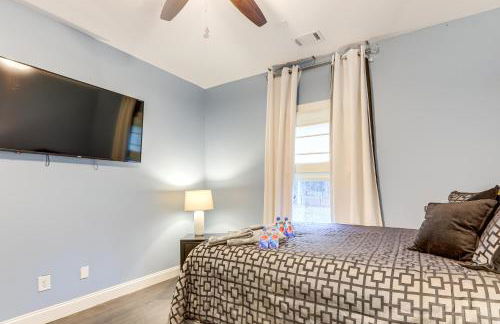 Gather, Play and Unwind! Modern Locust Grove Home - Foto 22