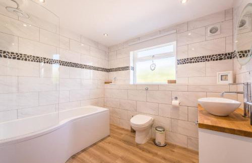 Cornwall Holiday Home with Hot Tub & Sea views - Foto 31