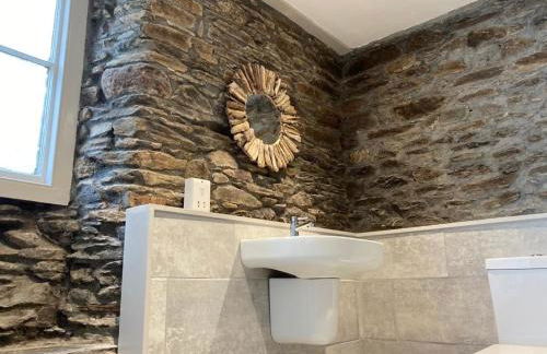 FROM BBC1s BEYOND PARADISE - - Prospect House - - 17th Century Character COTTAGE - - CONNECTING APARTMENTS - - Kids Bunk Room - - Free Public Parking - Foto 19