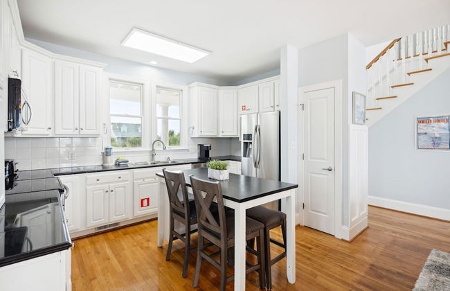 Oceanfront w Pool Panoramic Deck Views 5bdr Folly Ocean Breeze by Avantstay - Foto 14