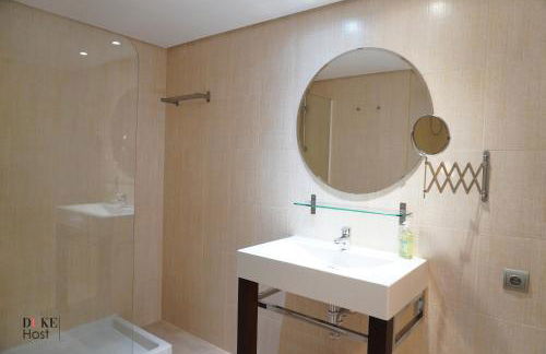 Chamartin Centro Norte Apartment - Photo 15